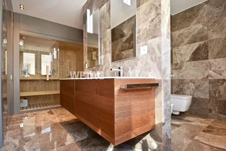 Luxus-Penthouse in Muzzano am Luganersee mit herrlicher Dachterrass...