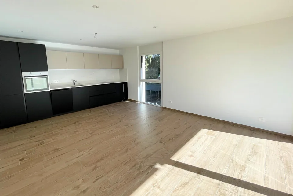 Neue Wohnung in einer komfortablen und ruhigen Gegend, nur zwei Schritte vom Zentrum entfernt
