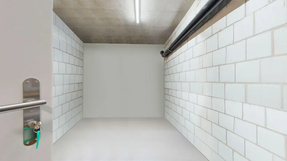 moderne 3.5-Zimmerwohnung mit eigenem Waschturm und Carport – Foto 11 von 17