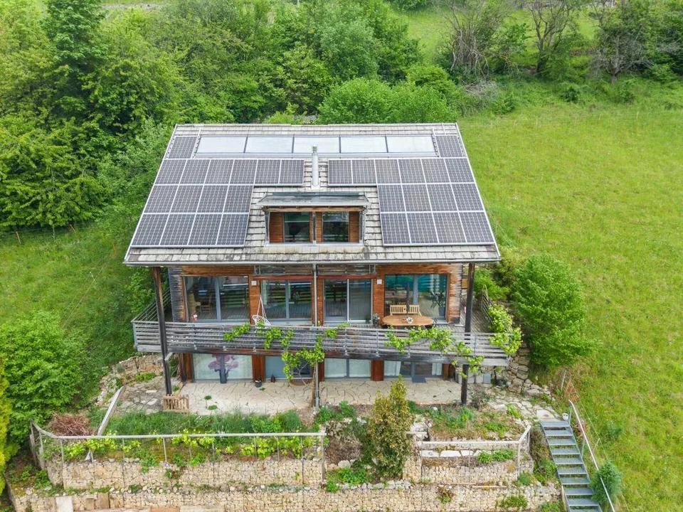 Exklusive Südhanglage: Freistehendes Einfamilienhaus mit Panorama u...