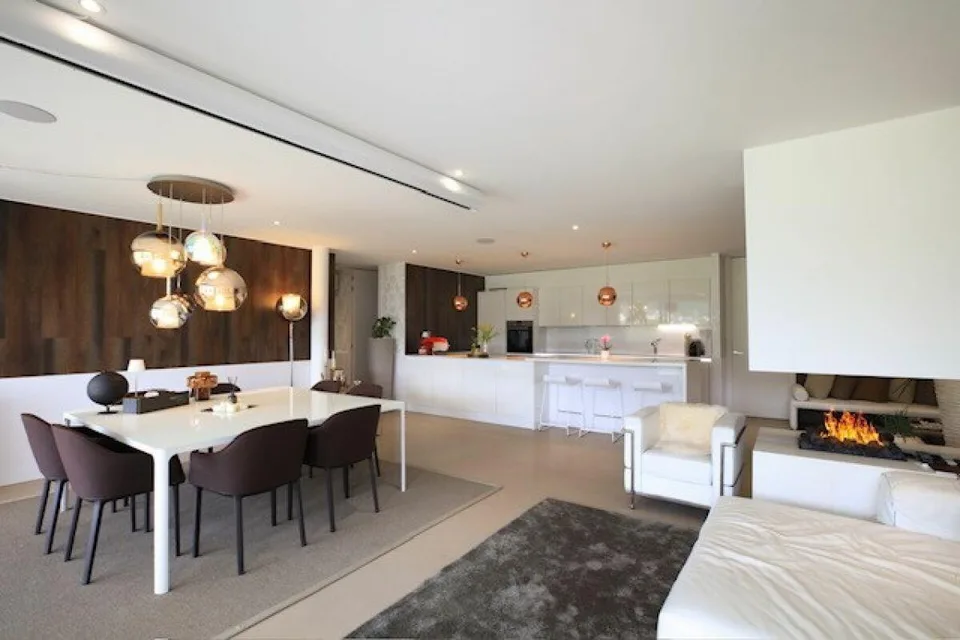 SOLDUNO - Unique design and large terrace with a view of greenery