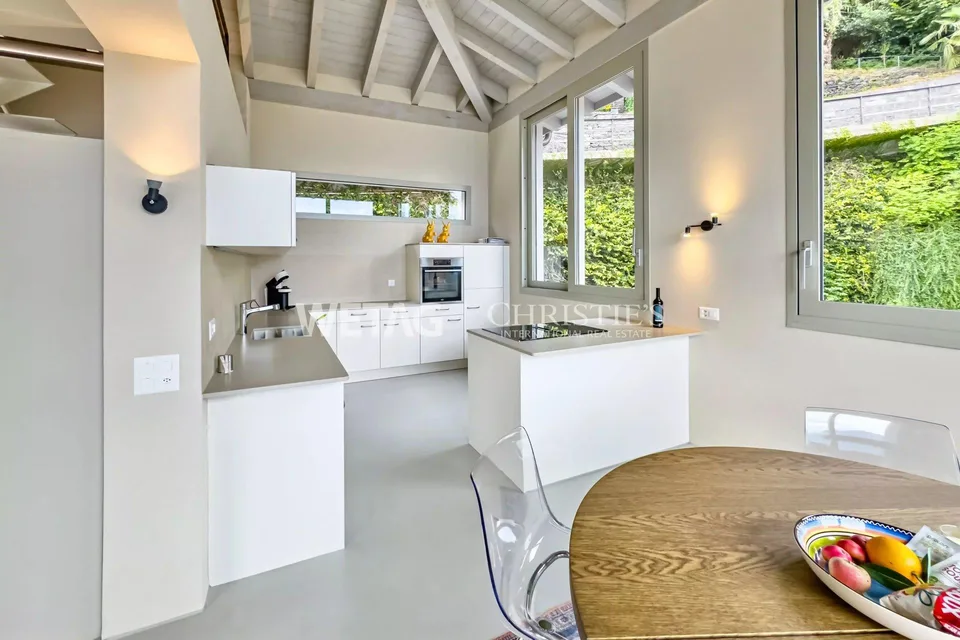 Ronco sopra Ascona: Villa moderna a due famiglie con due appartamenti & vista lago splendida in vendita – foto 8 di 13