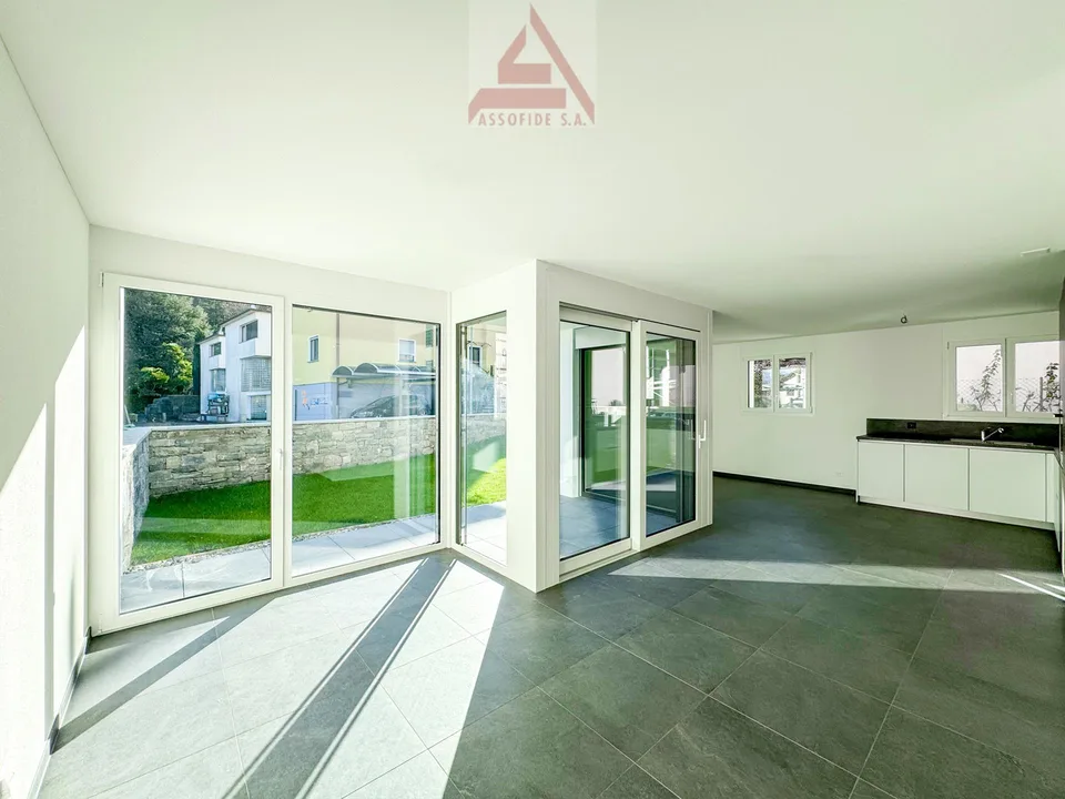 4.5 - Zimmerwohnung mit Garten / 4.5 locali con giardino