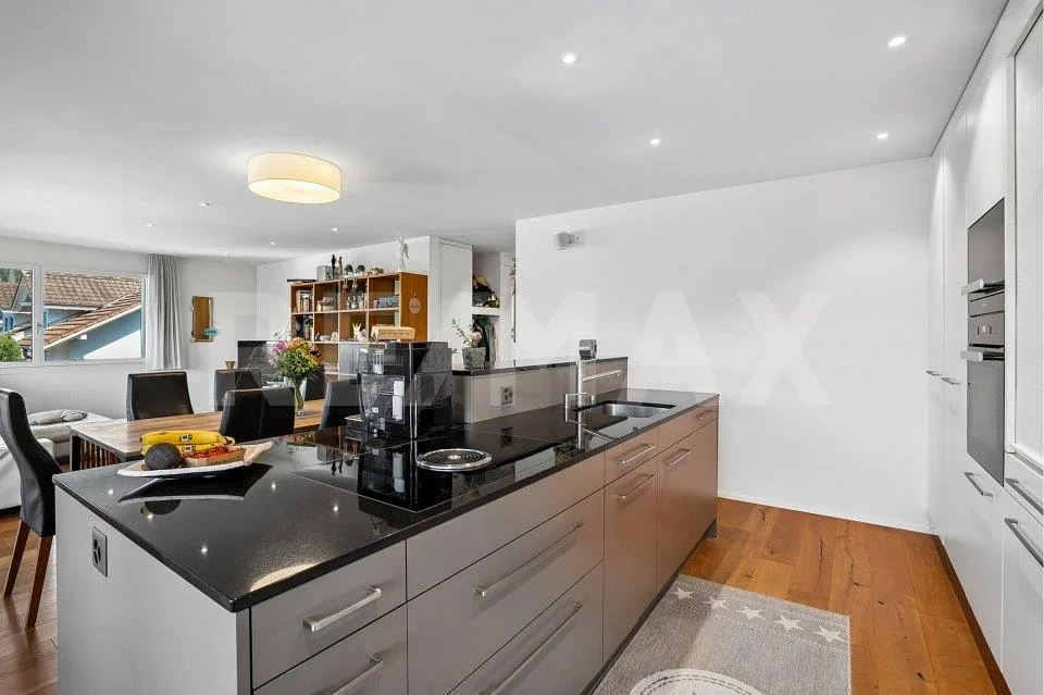 Moderne 4½-Zimmer-Wohnung mit traumhafter Aussicht