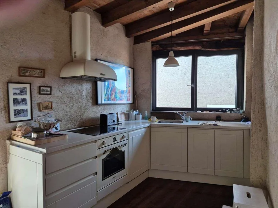 2608_Casa rustica ticinese nel nucleo con vista lago. – Foto 10 von 13