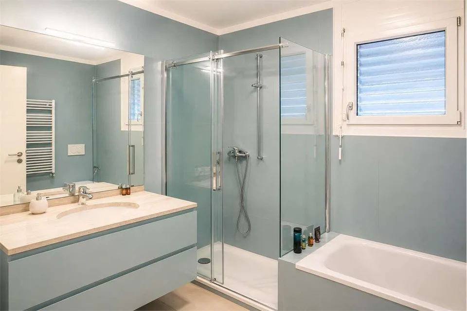 Esclusivo duplex di 4.5 locali con giardino privato e spettacolare vis – Foto 6 von 12