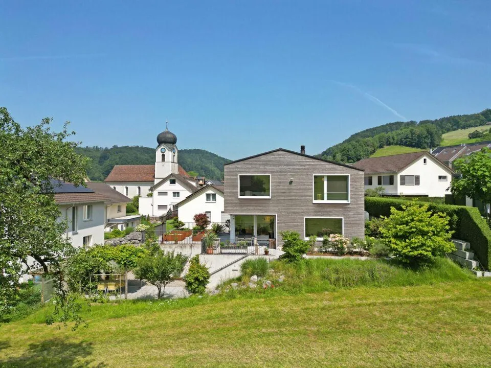Architektur trifft Lebensqualität - Einzigartiges Wohnerlebnis mit ...