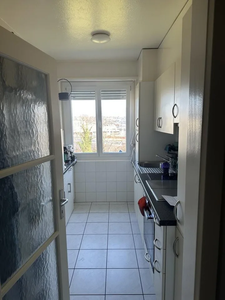 Schönes Apartment mit Balkon