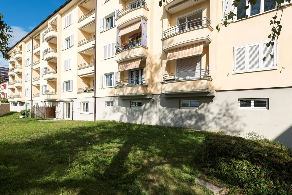 Bel appartement avec vue sur le lac