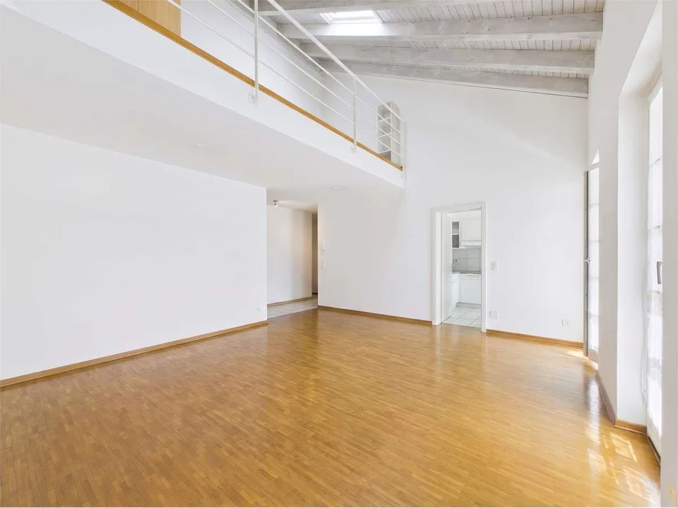 Spektakuläres Duplex mit 5.5 Zimmern im Herzen von Bellinzona