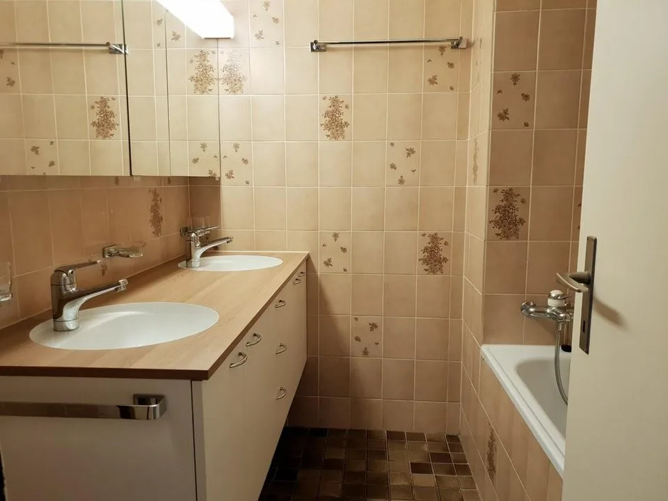 Votre nouvelle maison : appartement de 4,5 pièces lumineux avec balcon