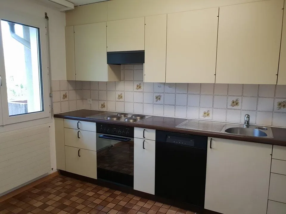 Votre nouvelle maison : appartement de 4,5 pièces lumineux avec balcon