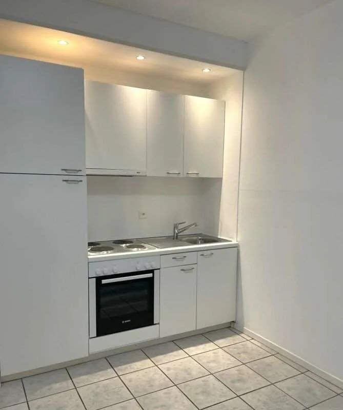 Two-room apartment in the center of Chiasso, second floor