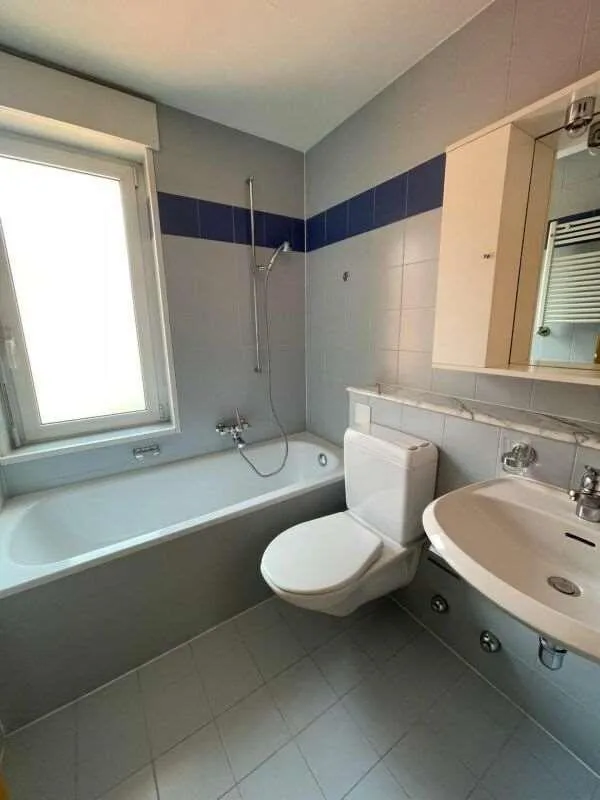 Two-room apartment in the center of Chiasso, second floor