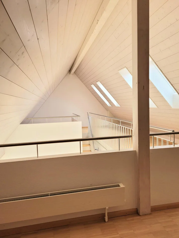 Maisonette moderna di 3,5 locali con giardino invernale + galleria