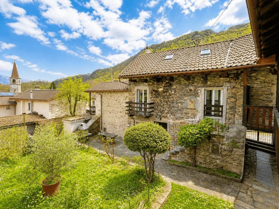 Arcegno- incantevole casa ticinese | Arcegno – Charmante maison tes...