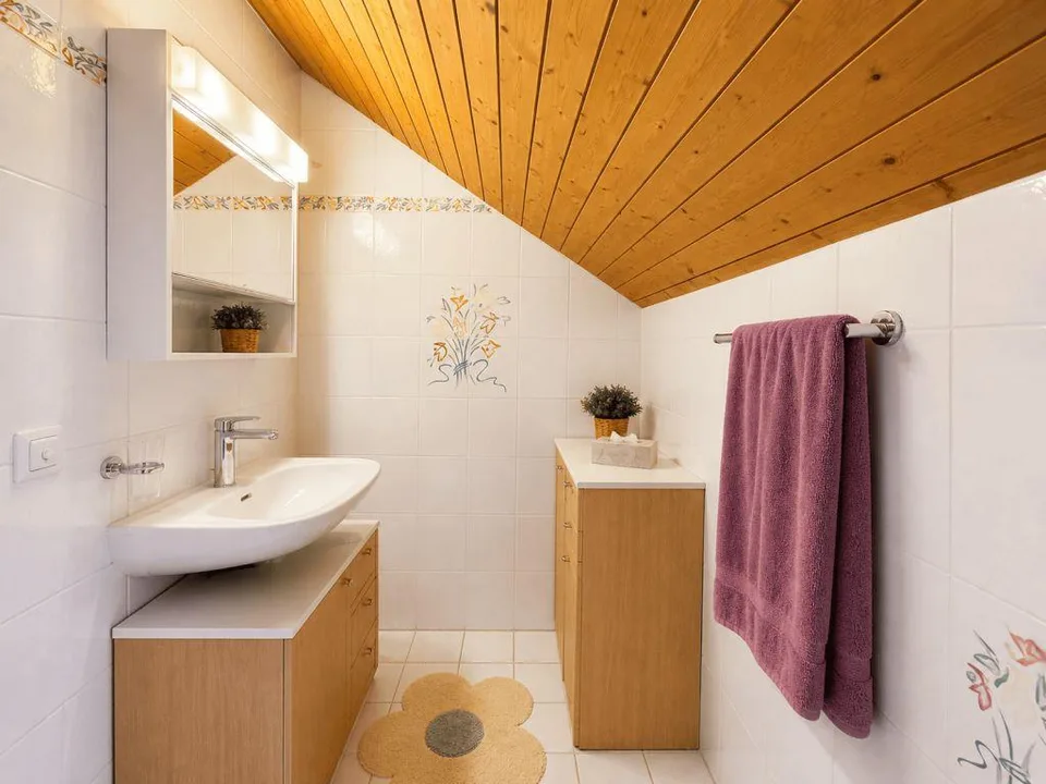 Arcegno – Charaktervolles Tessiner Haus mit 6.5 Zimmern – Foto 13 von 16