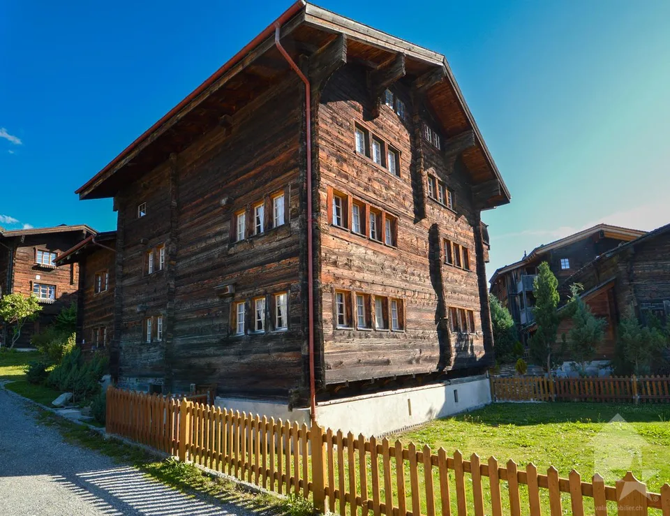 Prächtiges altes Herrenhaus in Goms