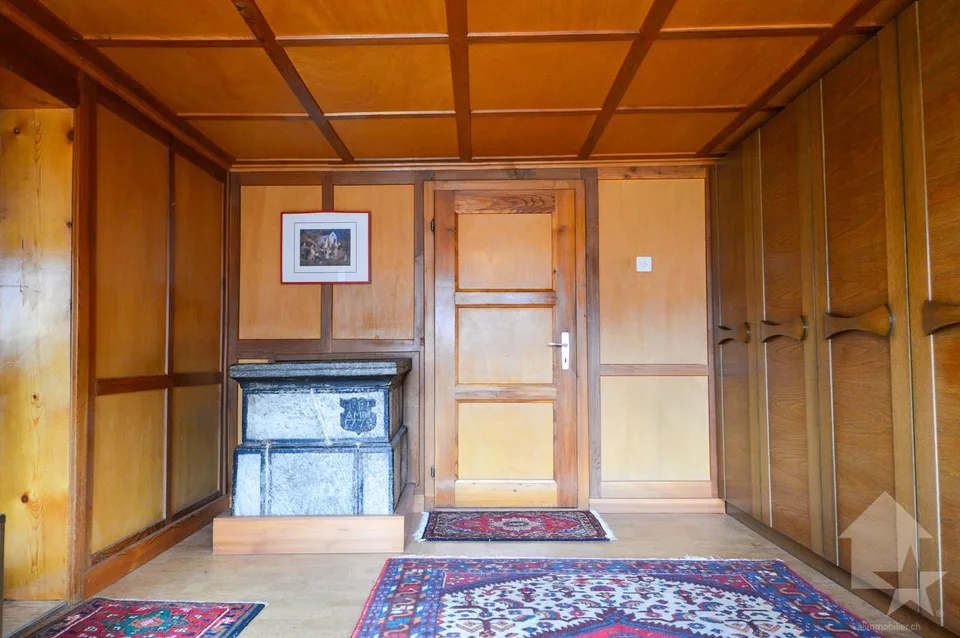 Magnificent Old Manor in Goms – photo 15 of 21