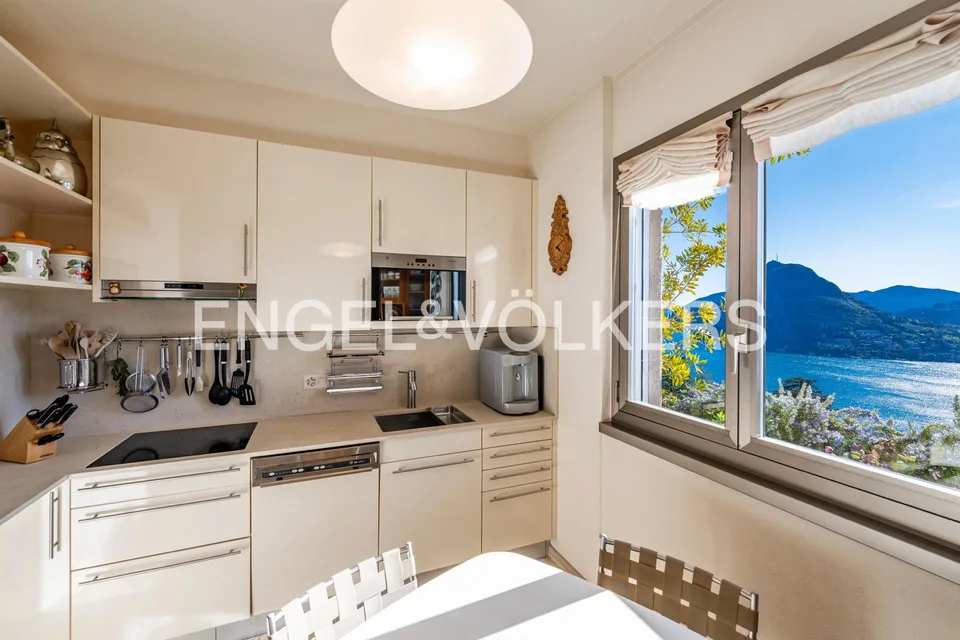 Penthouse avec terrasse sur le toit et dépendance – photo 6 sur 13