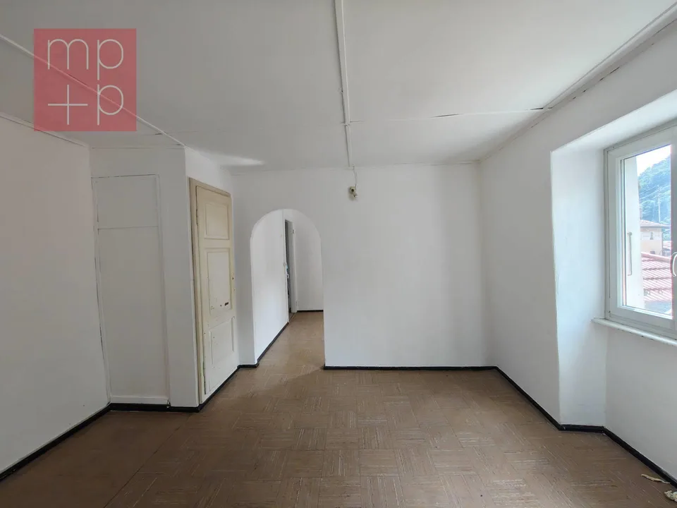 Casa unifamiliare - Caneggio