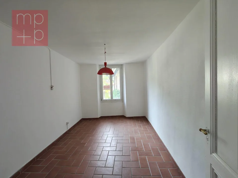 Casa unifamiliare - Caneggio