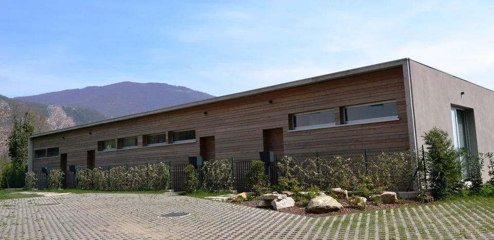 Semi-detached house with 4.5 rooms in new construction