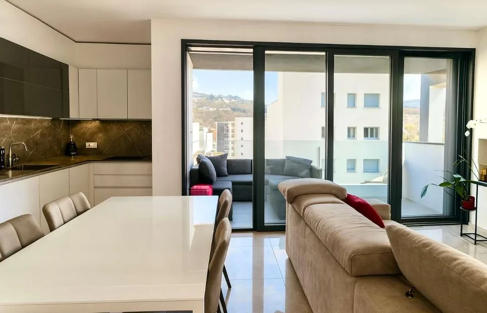 Moderno appartamento con finiture di qualità comodo ai servizi