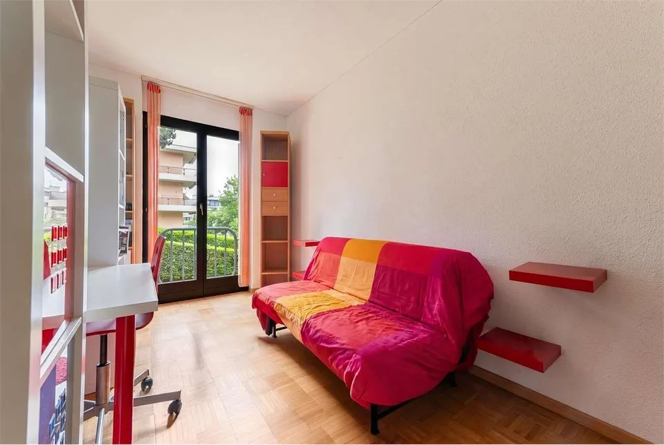 Massagno, app. 4.5 locali con giardino privato
