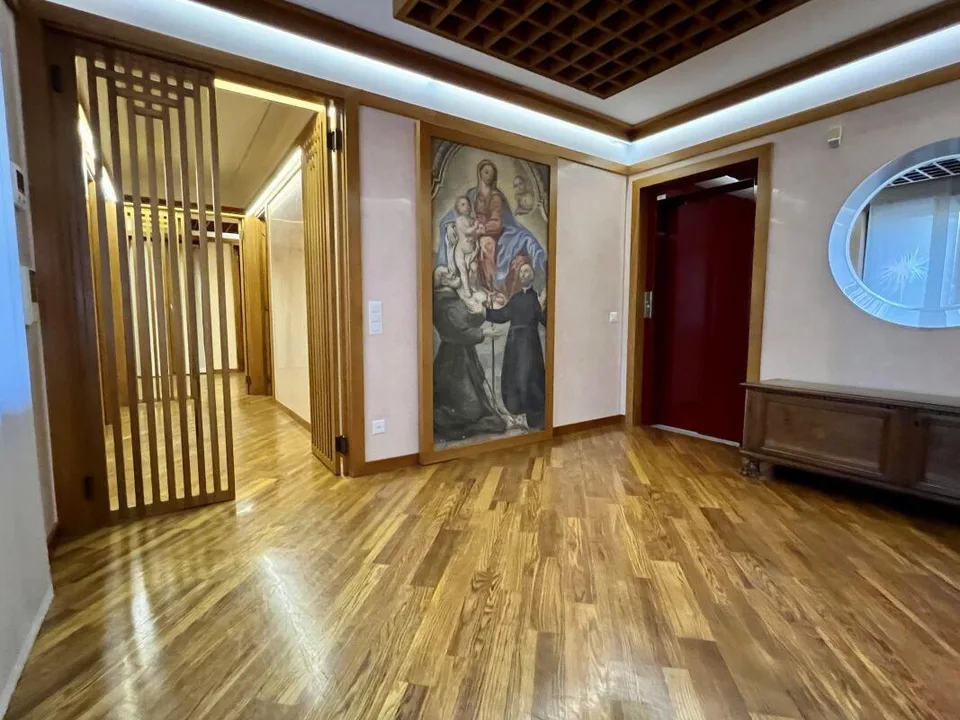 Großes und elegantes Landhaus mit Baugrund – Foto 10 von 15