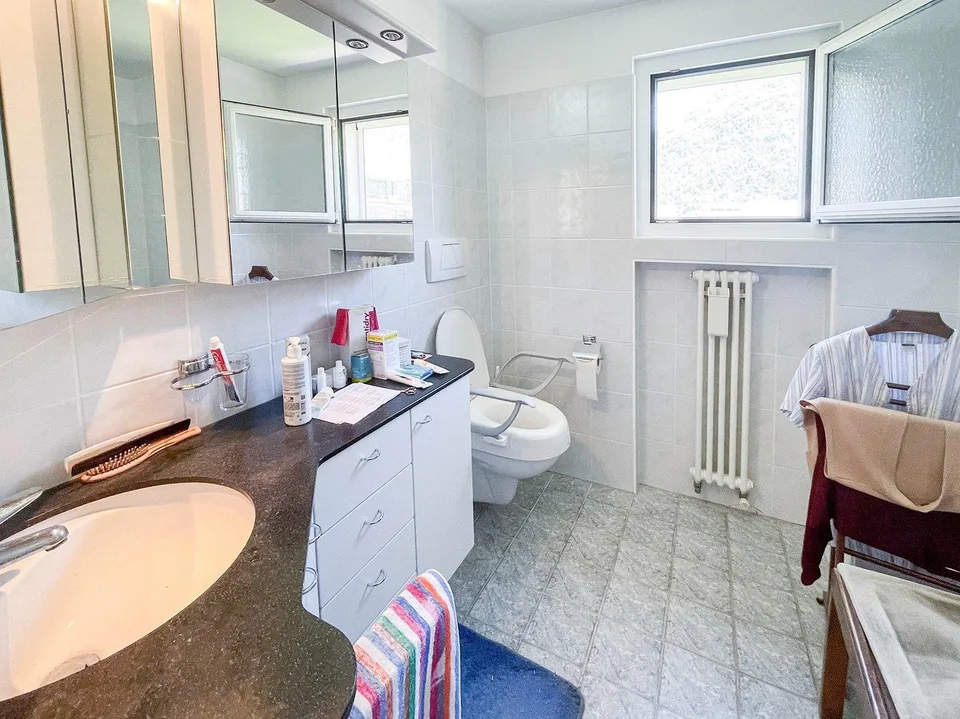 Grande appartamento 6.5 locali, Duplex con terrazza e parcheggio – Foto 9 von 22