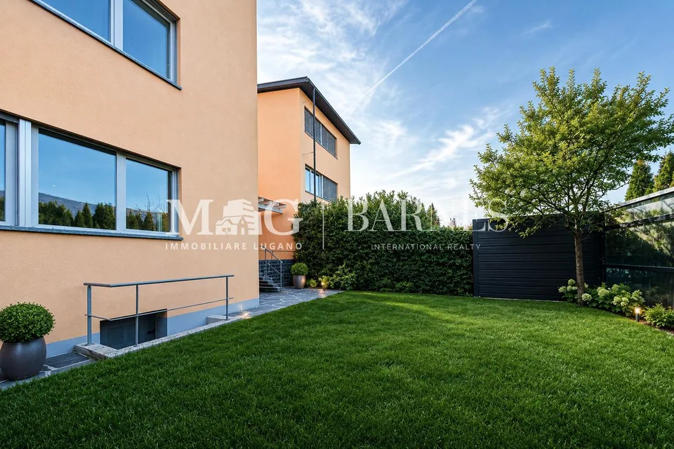 Lugano, Vezia: Ampia casa 7.5 locali con giardino - 250 mq