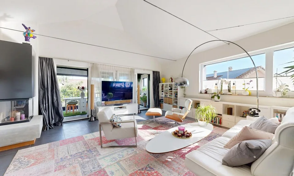 Architect's house with independent studio in an intimate setting