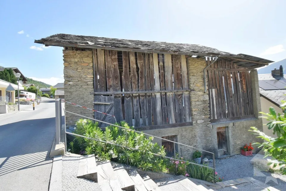Appartement de 4.5 pièces avec un jardin + 2 grandes caves – Foto 12 von 14
