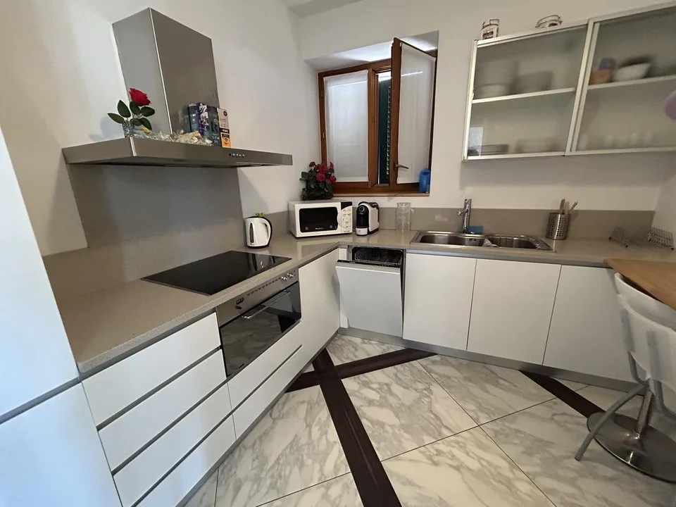 RUVIGLIANA 3.5 LOCALI VISTA LAGO – Foto 9 von 14
