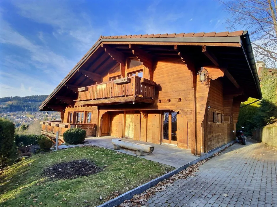 Chalet in Villars center