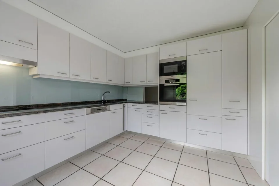Ampia casa a schiera di 6,5 locali nel cuore di Wettingen