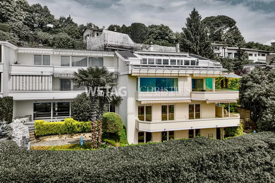Elegante Triplex-Wohnung in Porza mit Seeblick, privatem Garten, Ge...