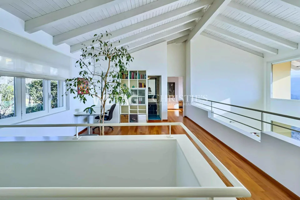 Lugano-Neggio: Elegante Villa mit herrlichem Weitblick auf den Luganersee ? auch ideal als Zweitwohnsitz – Foto 10 von 12