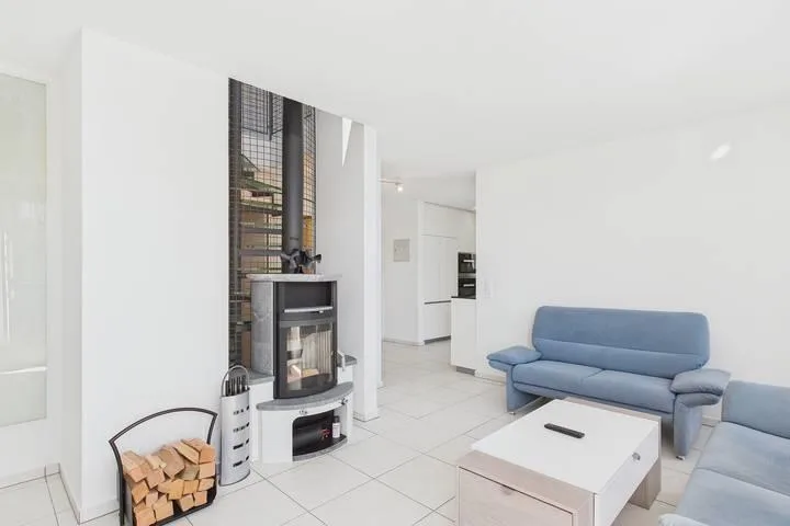 MAISONETTE-ATTIKAWOHNUNG WOHNKOMFORT UND WEITBLICK