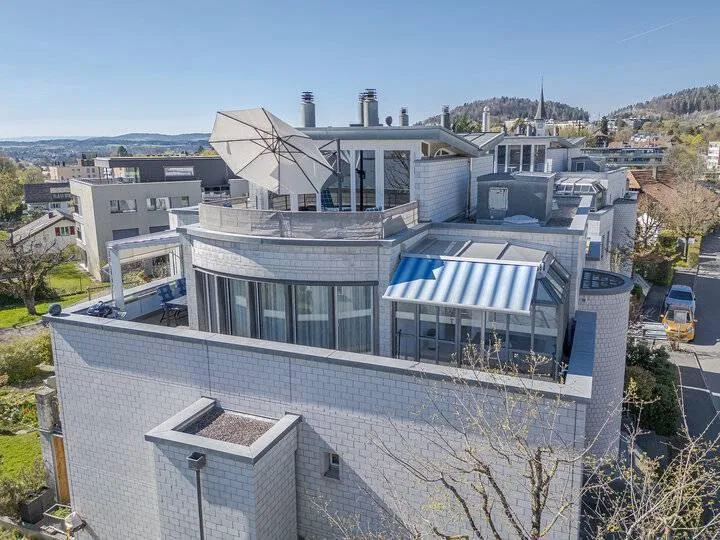 MAISONETTE-ATTIKAWOHNUNG WOHNKOMFORT UND WEITBLICK