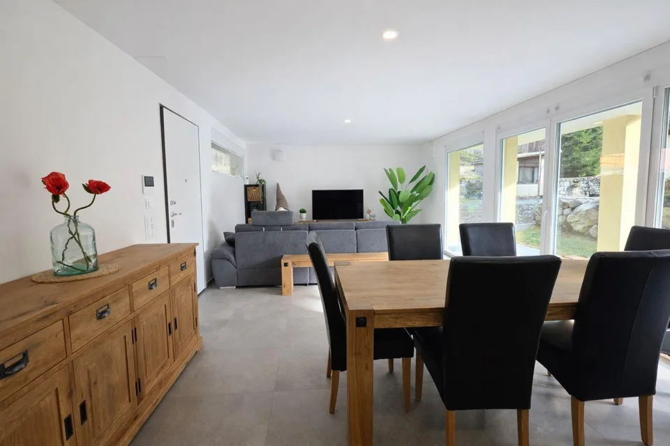 MODERNO 3.5 LOCALI CON Ca. 45 m² DI GIARDINO PRIVATO – LOSTALLO (SO...