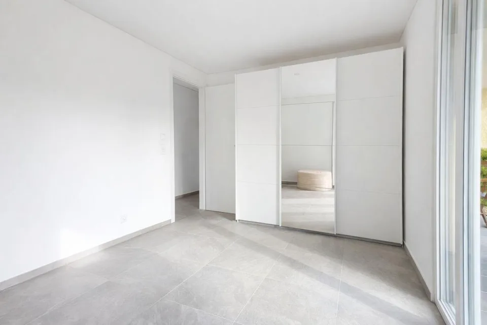 MODERNO 3.5 LOCALI CON Ca. 45 m² DI GIARDINO PRIVATO – LOSTALLO (SO...