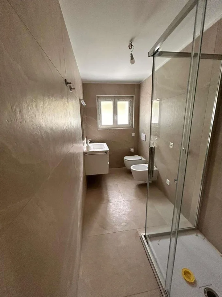 Zweifamilienhaus mit 4,5 Zimmern in Cresciano – Foto 8 von 14