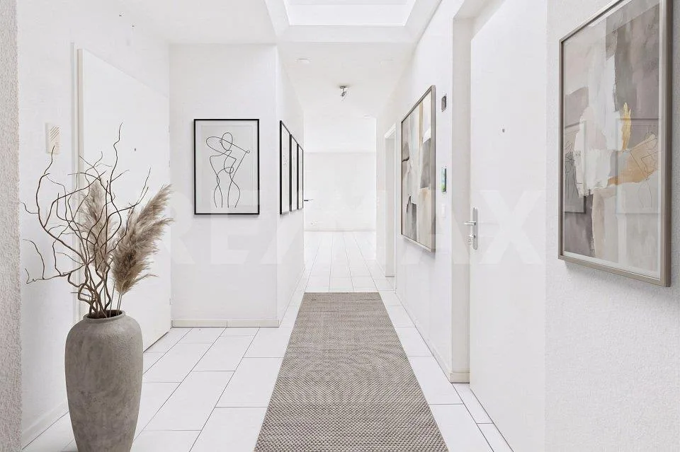 Habitation exclusive - appartement en attique 5½ pièces avec accès direct par ascenseur – photo 8 sur 13