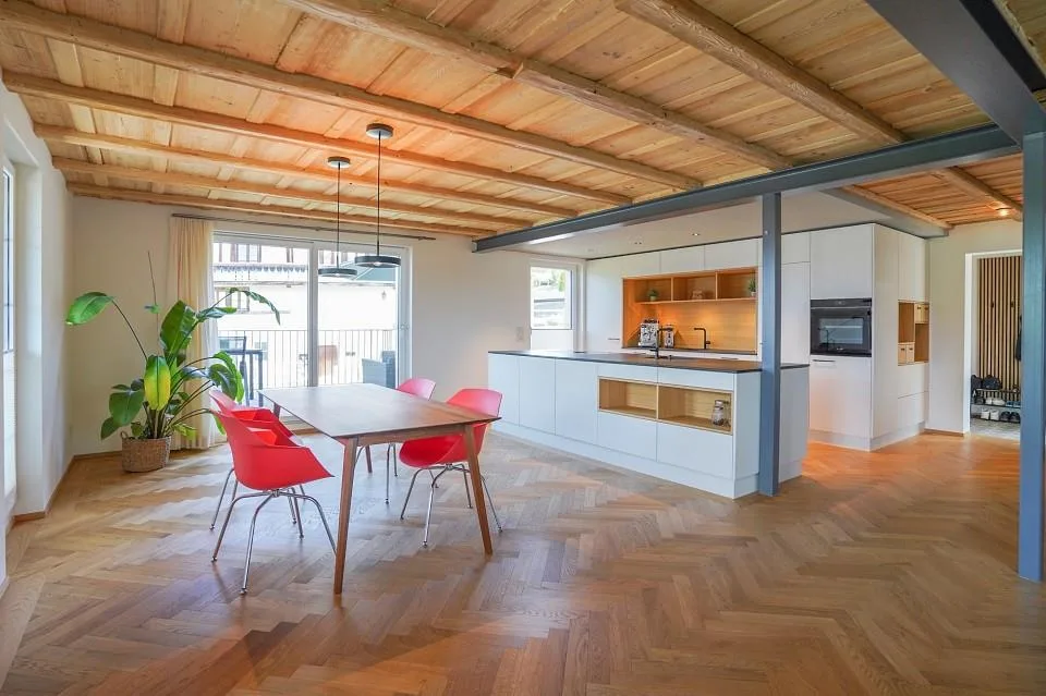 Una casa preziosa - fresca di ristrutturazione e pronta per essere occupata