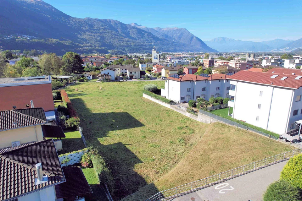 Neue Wohnung mit schöner Terrasse in einem noblen Wohngebiet