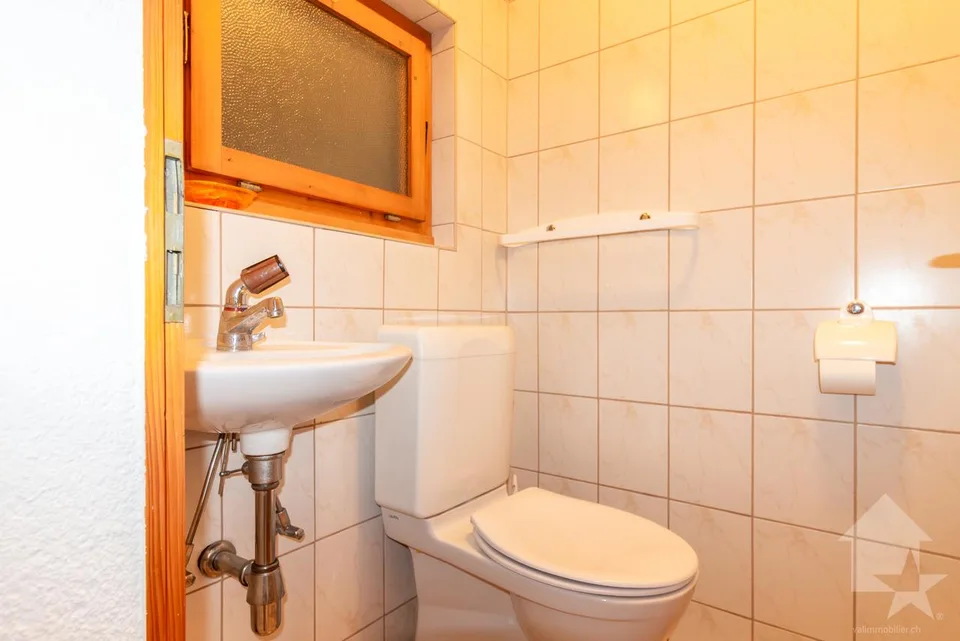 Charmant chalet jouissant d'une situation et d'une vue exceptionnelle – Foto 15 von 30