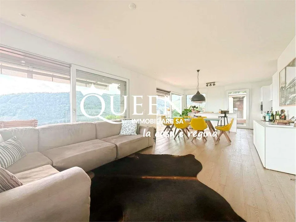 Rovio: Penthouse mit 4.5 Zimmern, 125 m², Terrasse 80 m², Seeblick auf den Luganersee