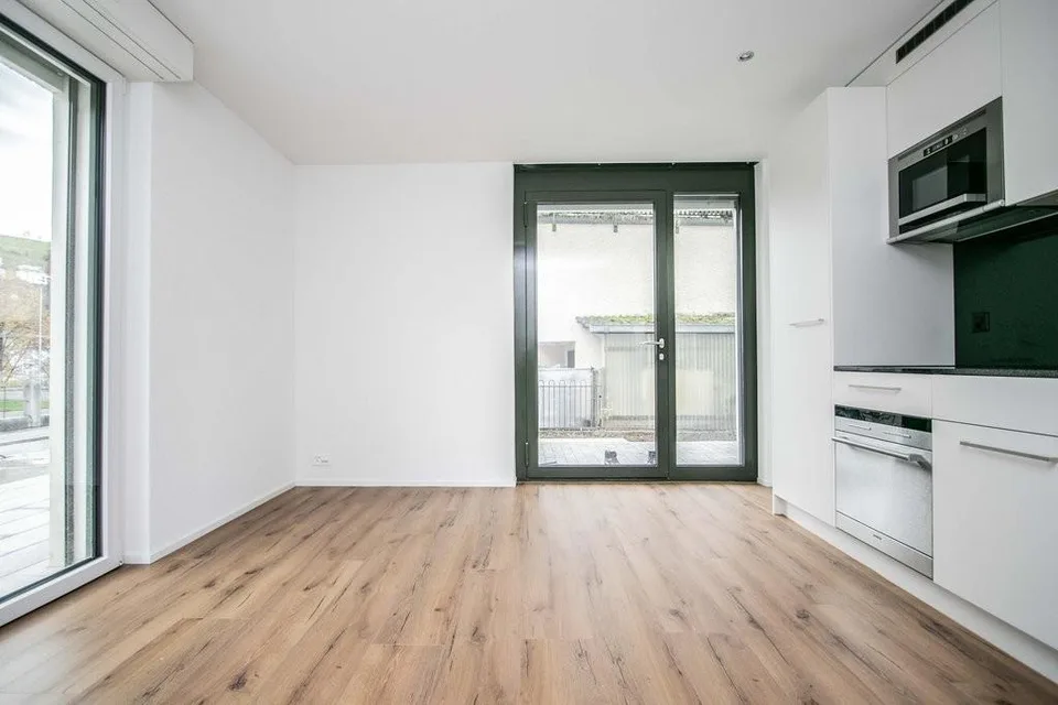 Studio 1 pièce avec espace de sièges privé près du centre-ville